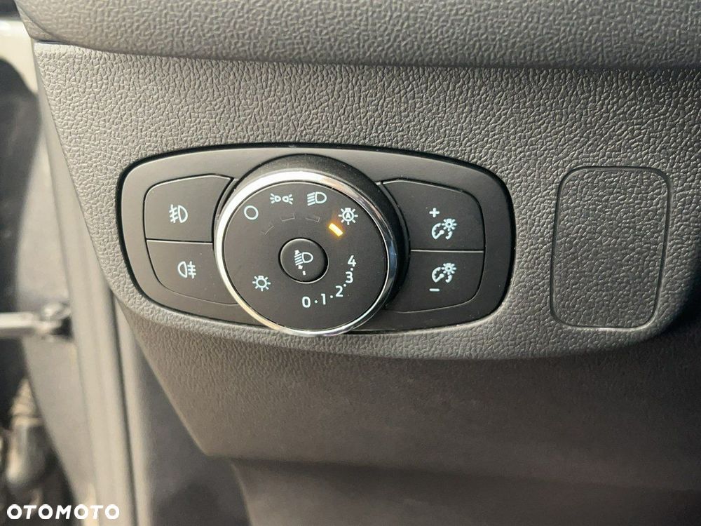 Ford Focus - 21