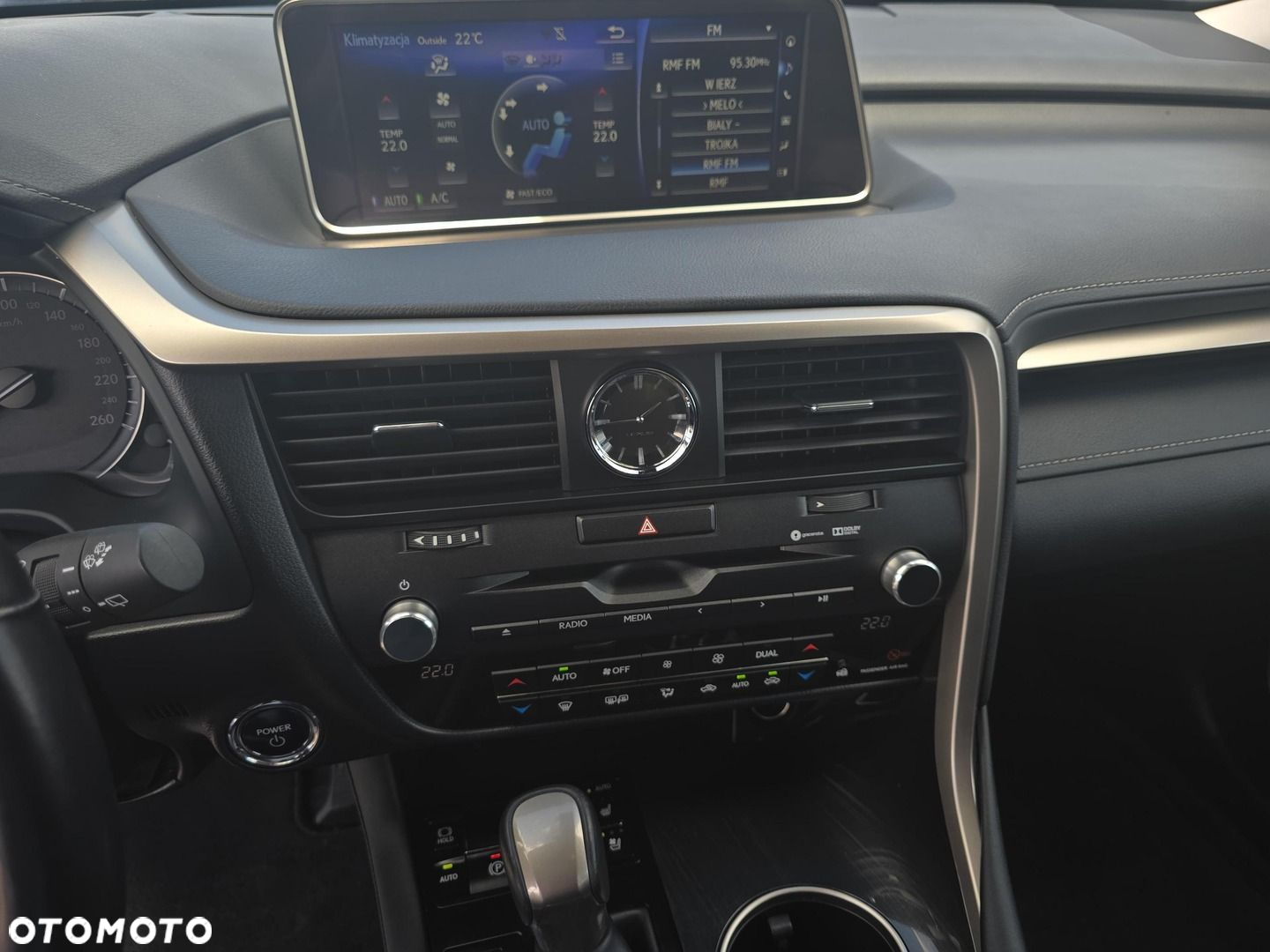 Lexus RX - 14