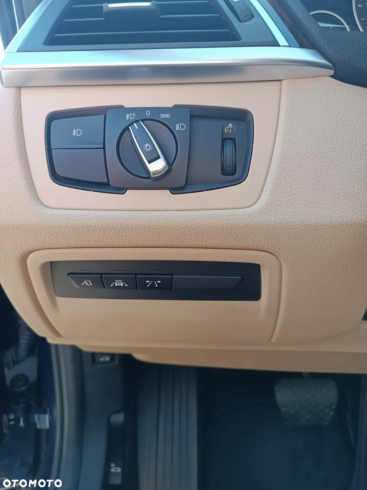 BMW Seria 3 320i xDrive Sport-Aut - 23