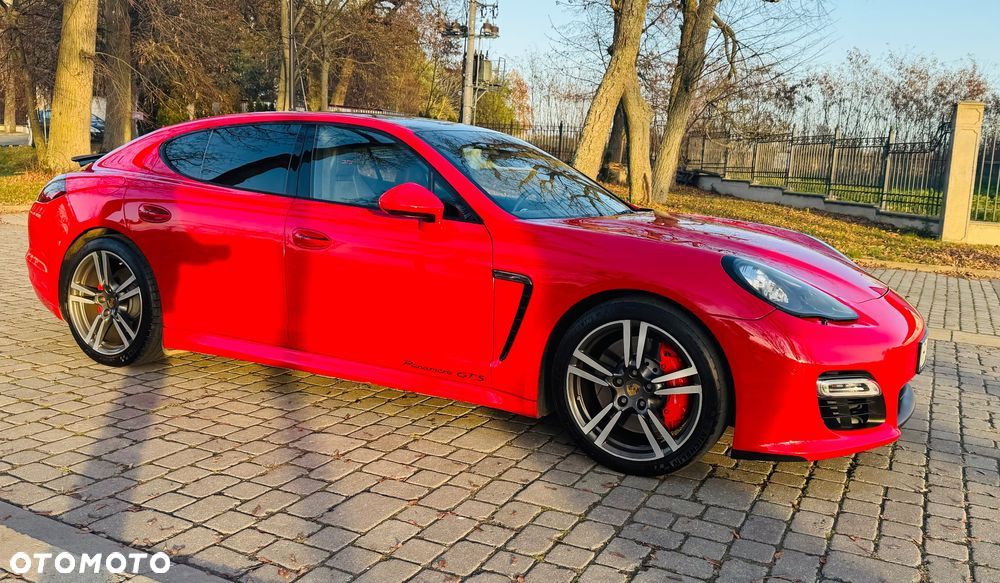Porsche Panamera GTS - 2