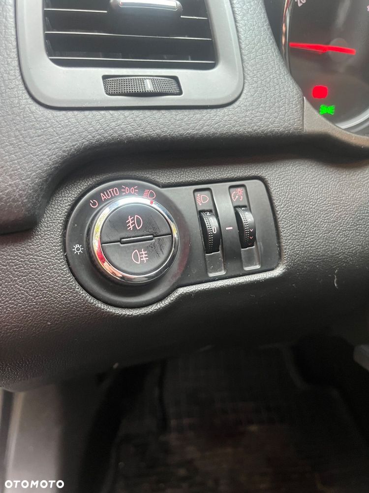 Opel Insignia 2.0 CDTI Sports Tourer Automatik - 16