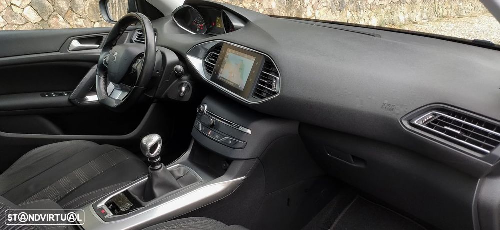 Peugeot 308 SW 1.6 BlueHDi Allure - 19