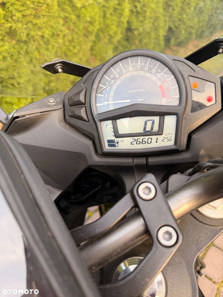 Kawasaki ER - 10