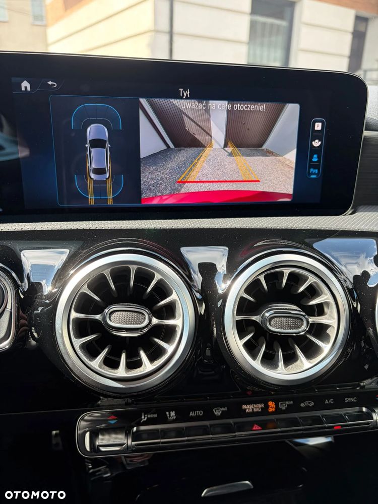 Mercedes-Benz Klasa A 200 AMG Line 7G-DCT - 17