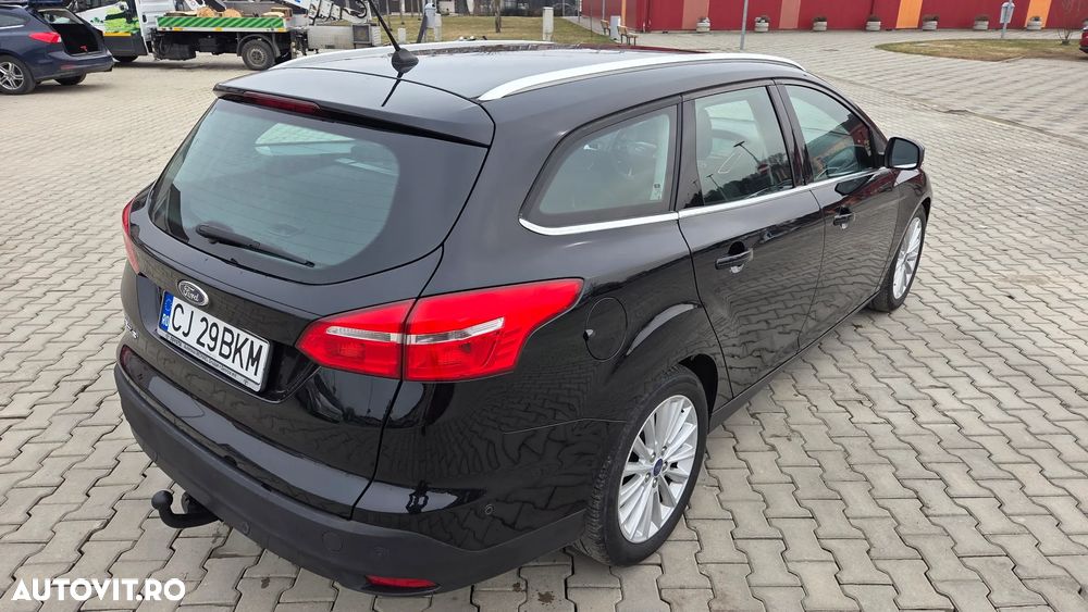 Ford Focus 1.5 EcoBlue Start-Stopp-System Aut. TITANIUM - 4