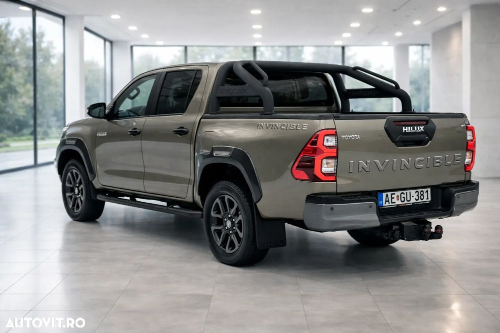 Toyota Hilux 2.8D 204CP 4x4 Double Cab AT Invincible Color Edition - 5