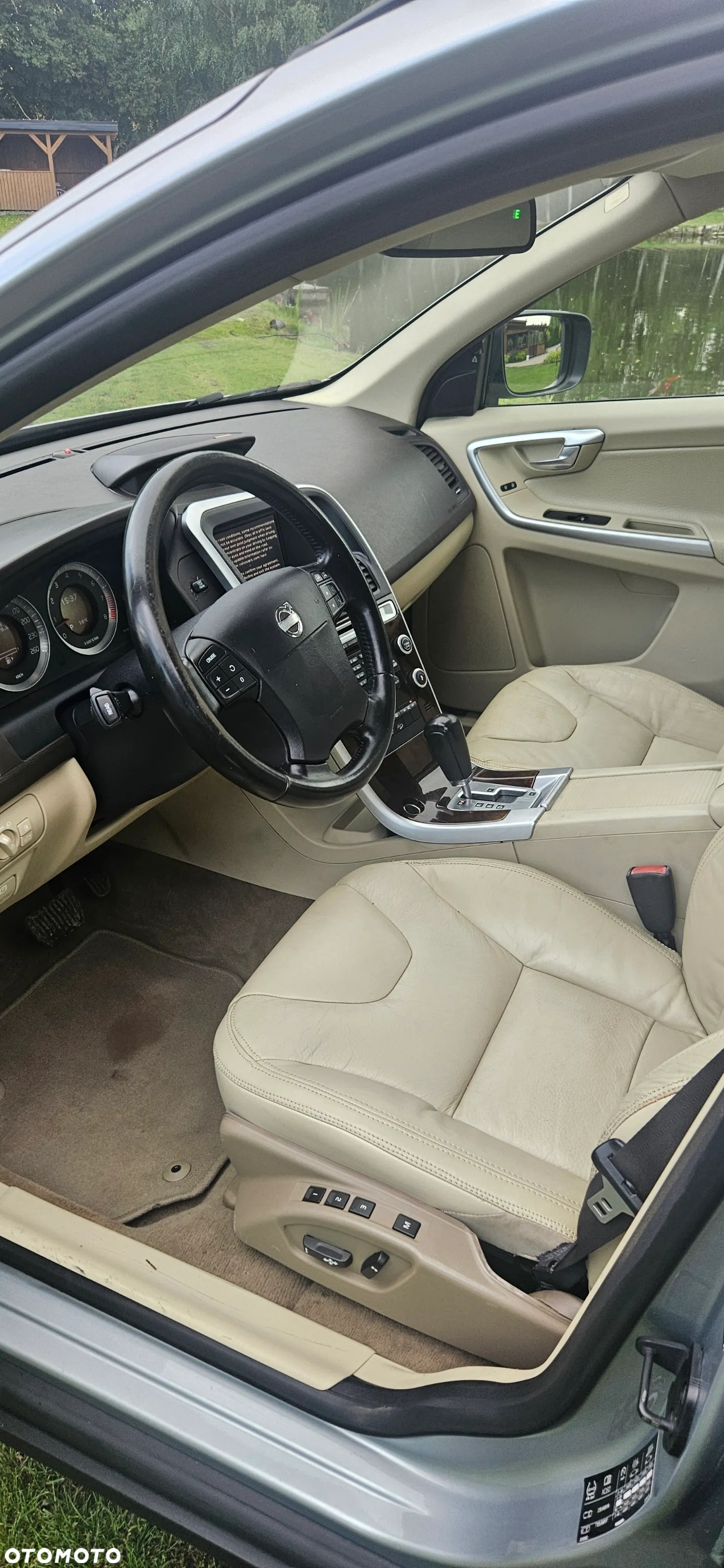 Volvo XC 60 T6 AWD Momentum - 5