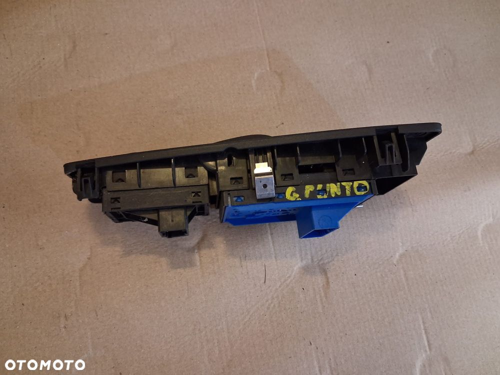Przełącznik szyb FIAT GRANDE PUNTO lewy 735423371  OE - 2