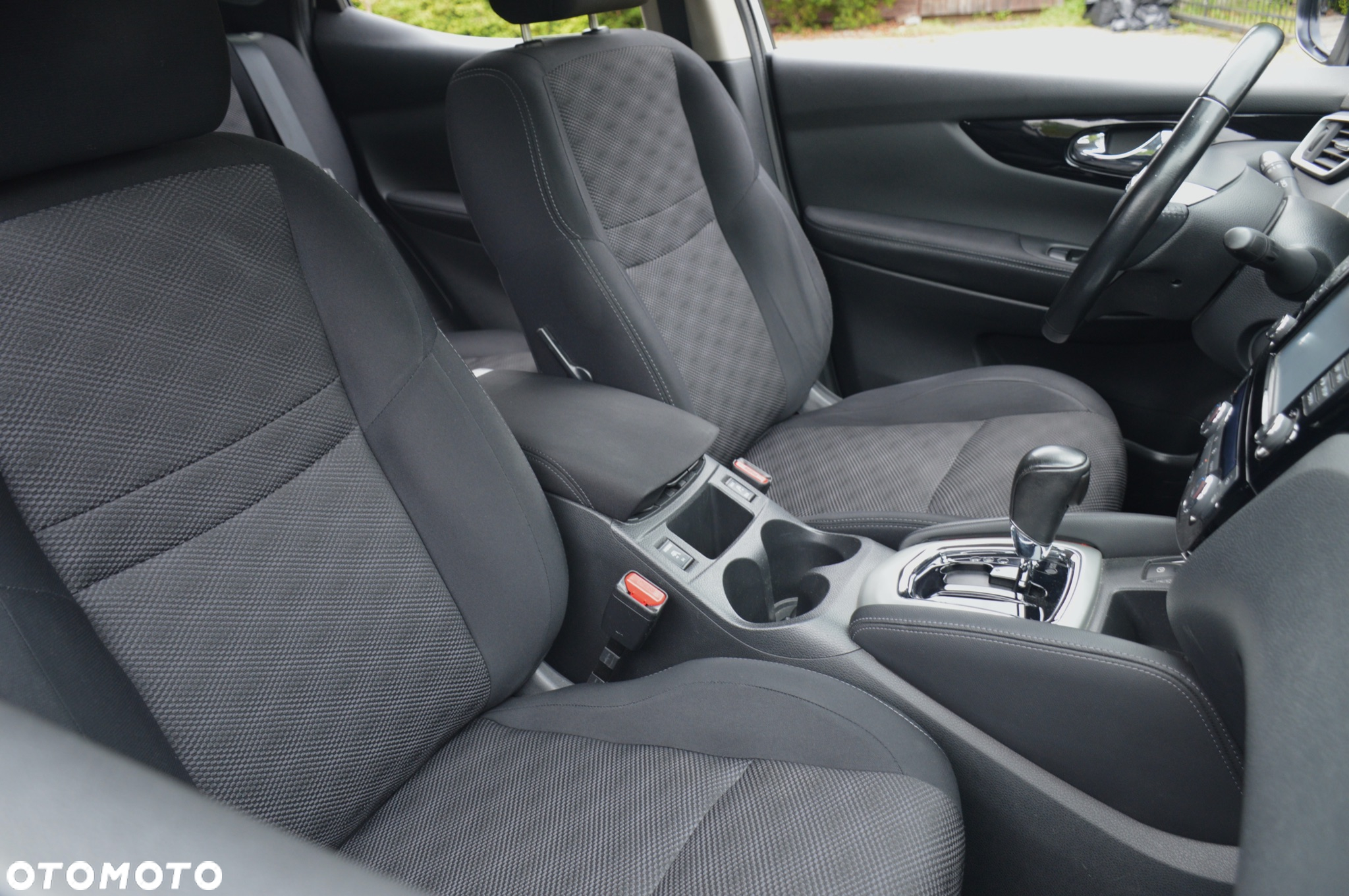 Nissan Qashqai 1.2 DIG-T Tekna Xtronic - 24