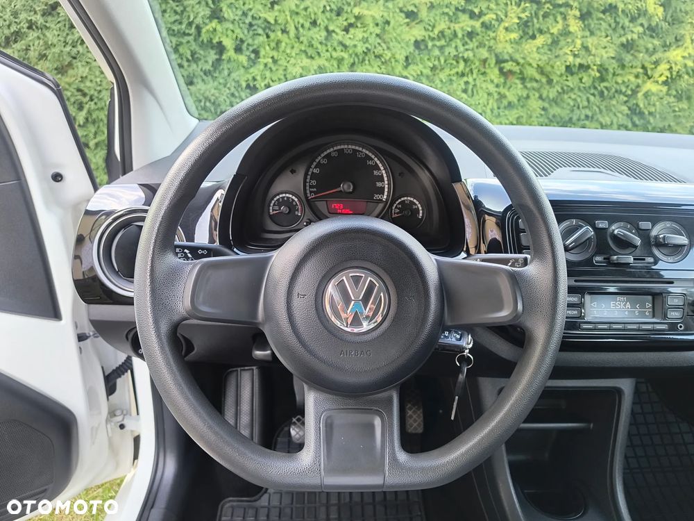 Volkswagen up! - 14