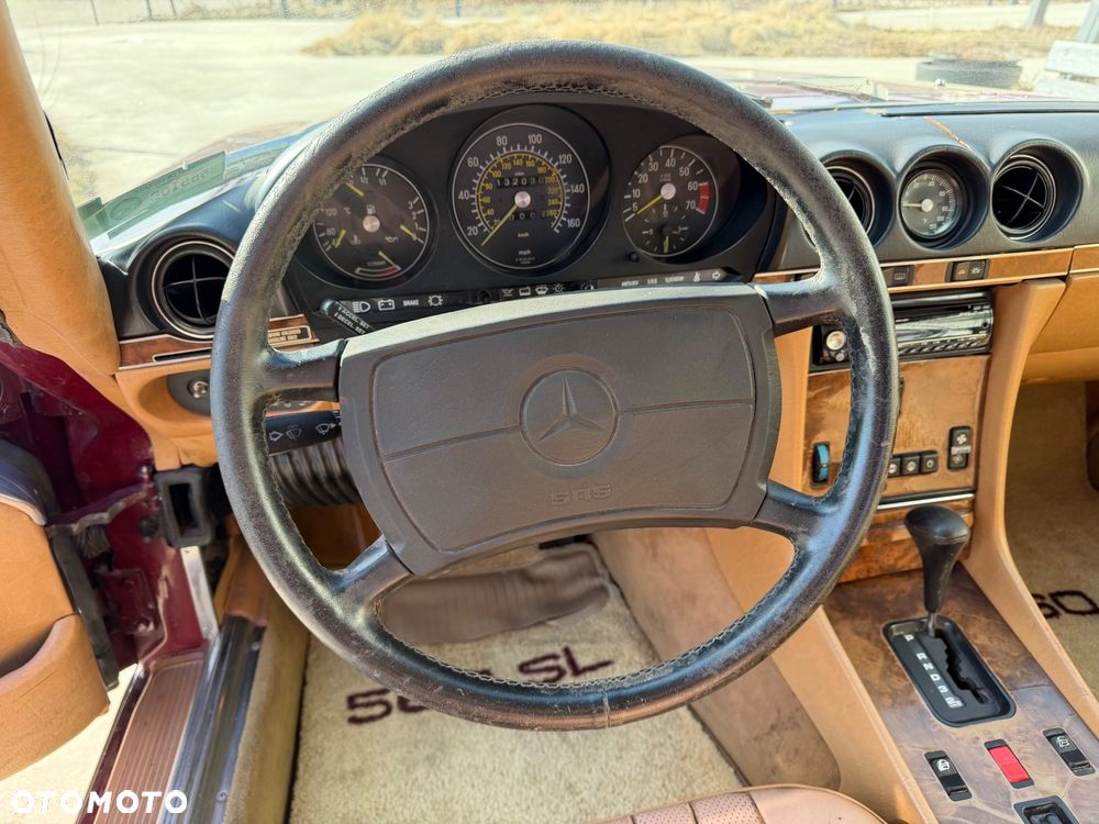 Mercedes-Benz SL - 10
