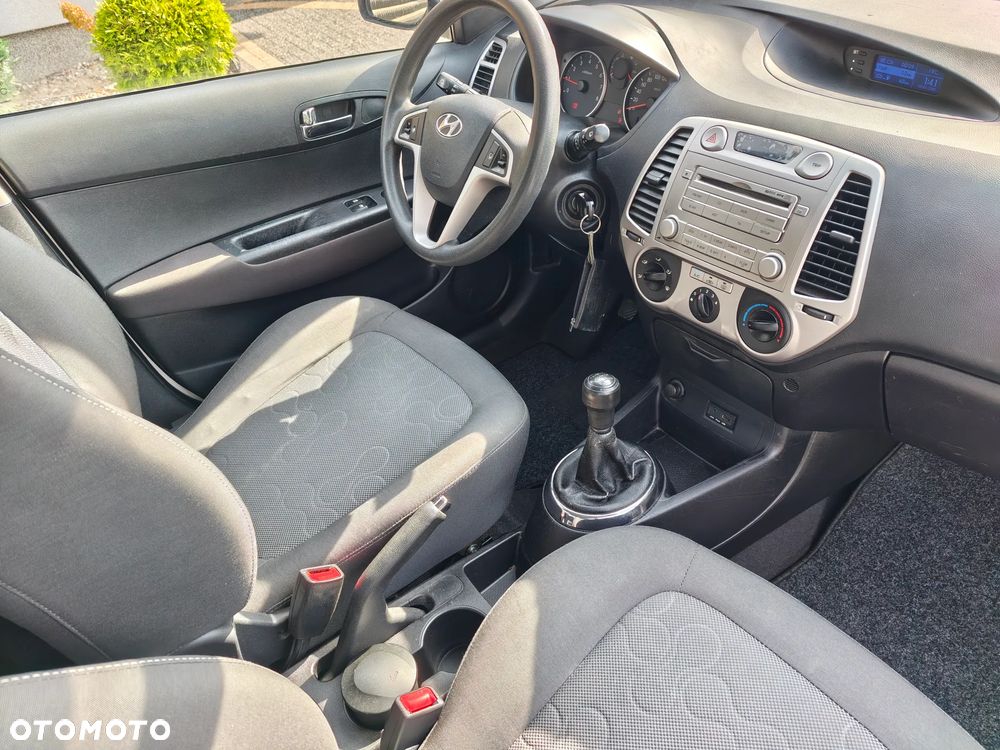 Hyundai i20 1.2 Comfort EU5 - 11