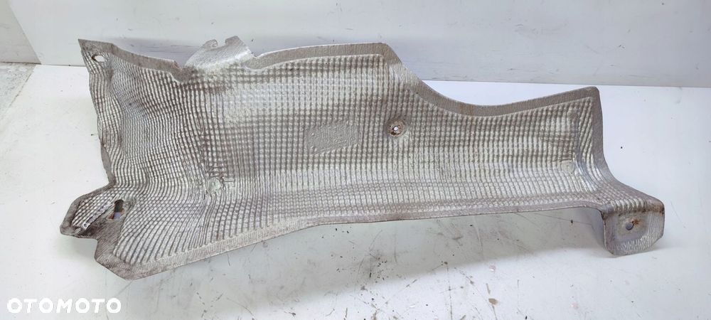 OSŁONA TERMICZNA WYGŁUSZENIE AUDI Q7 4L 7L6825662A - 2