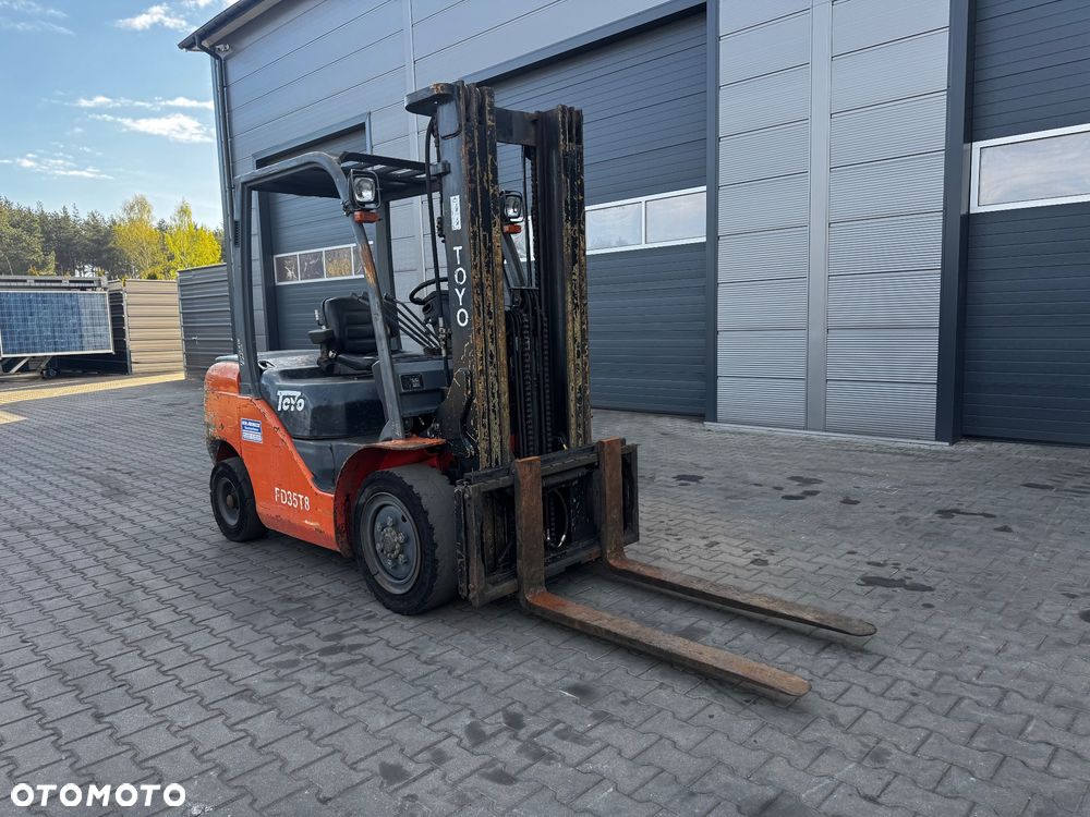 Toyo FD35T8 - 2