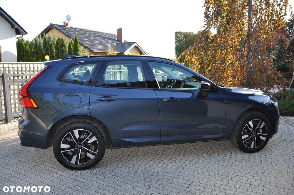 Volvo XC 60 B5 B AWD Plus Dark - 6
