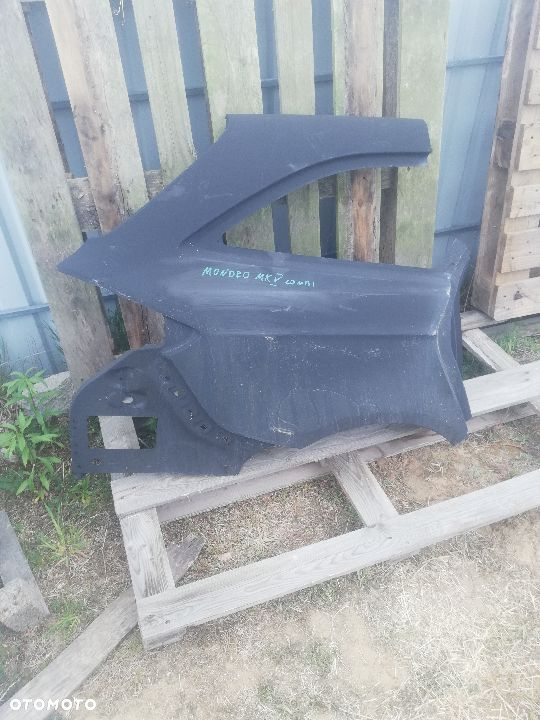 FORD MONDEO MK5 KOMBI POSZYCIE BŁOTNIK PRAWY TYŁ