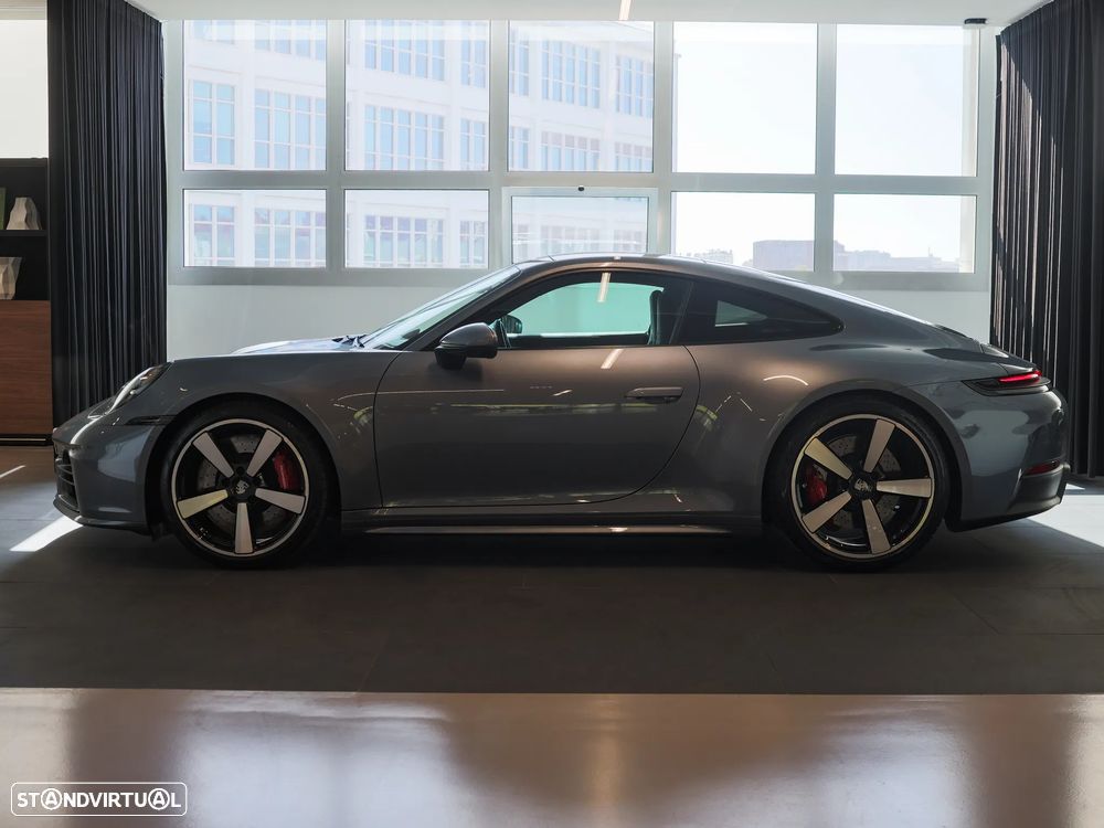 Porsche 911 (992) Carrera S - 10