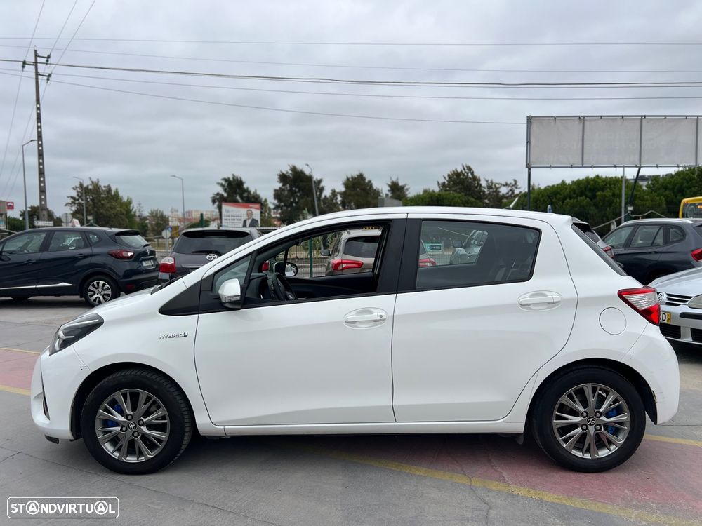 Toyota Yaris 1.5 HSD Exclusive - 7