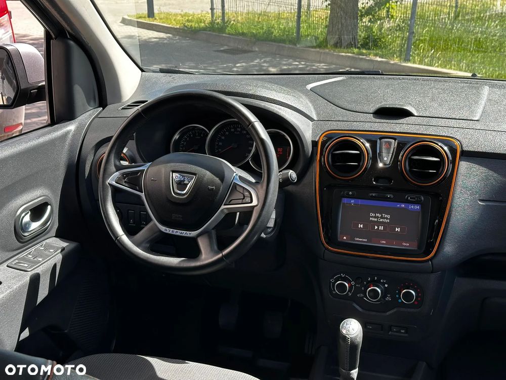 Dacia Lodgy TCe 115 Stepway - 5