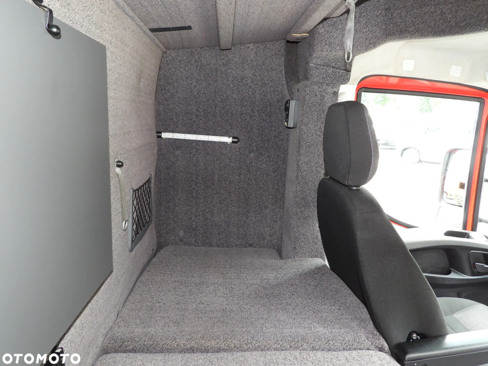 Iveco DAILY 35S21 PLANDEKA 10 PALET WEBASTO TEMPOMAT NAWIGACJA LEDY PNEUMATYKA AUTOMAT HI-MATIC KLIMATYZACJA 210KM [ 484924 ] - 36