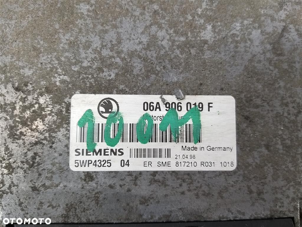 Komputer sterownik silnika SKODA OCTAVIA I 1.6B 100KM 1996-2011R SIEMENS - 2