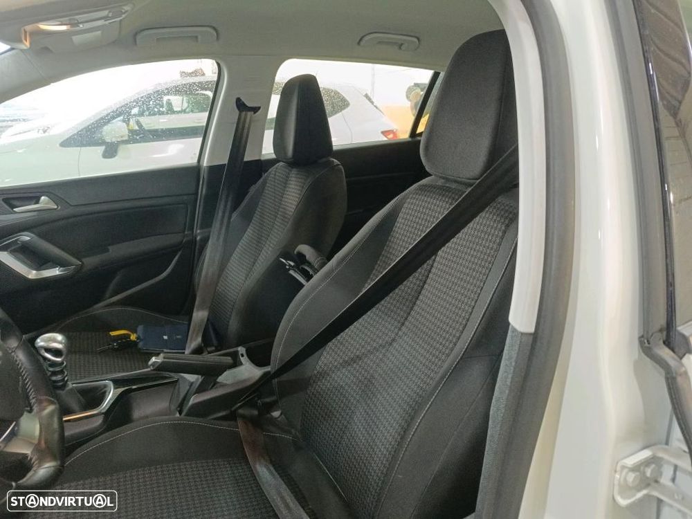 Peugeot 308 1.5 BlueHDi Business Line - 4