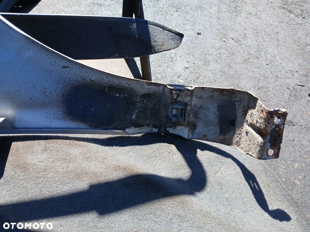 Audi A3 8P błotnik lewy kod lakieru LY7W - 6