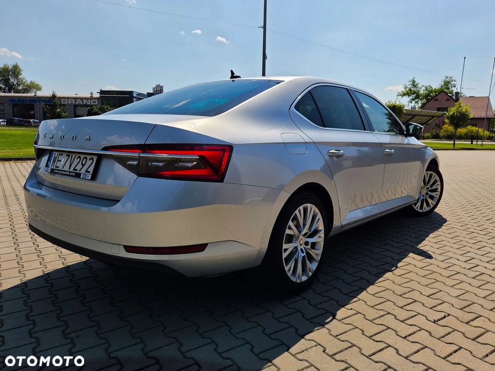 Skoda Superb 2.0 TSI Style DSG - 19