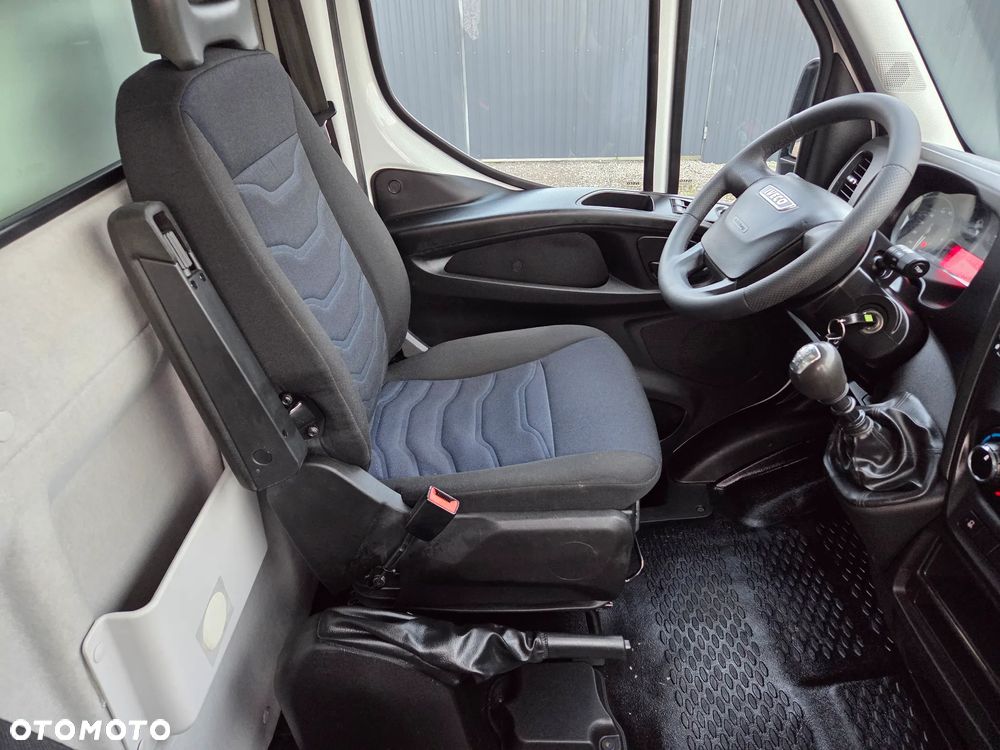 Iveco Daily - 23