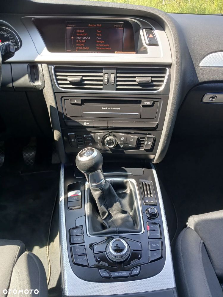 Audi A4 Avant 2.0 TDI DPF Ambition - 13