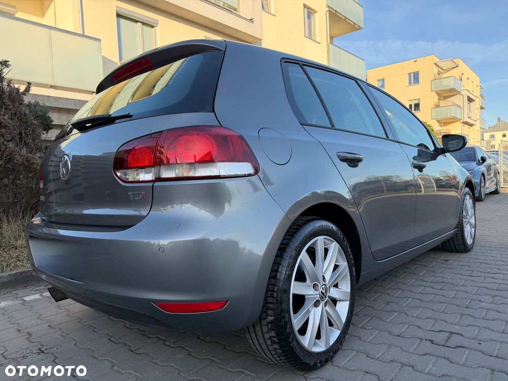Volkswagen Golf - 18
