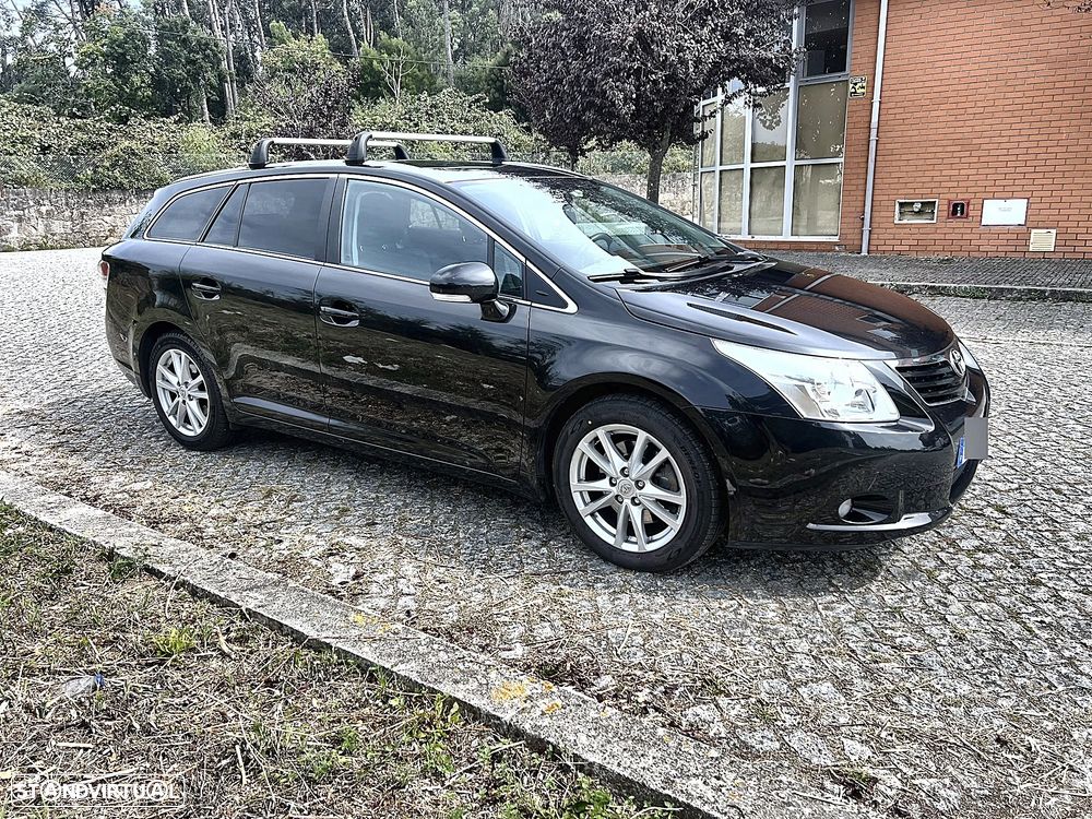 Toyota Avensis SW 2.2 D-4D - 2