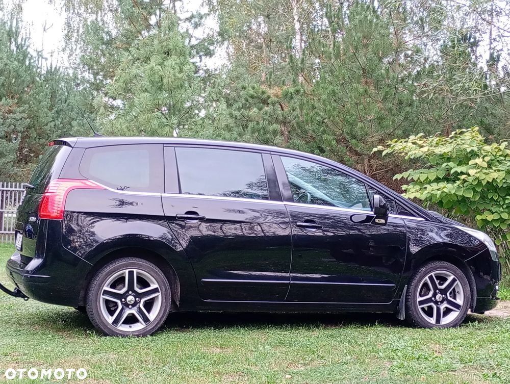 Peugeot 5008 - 9