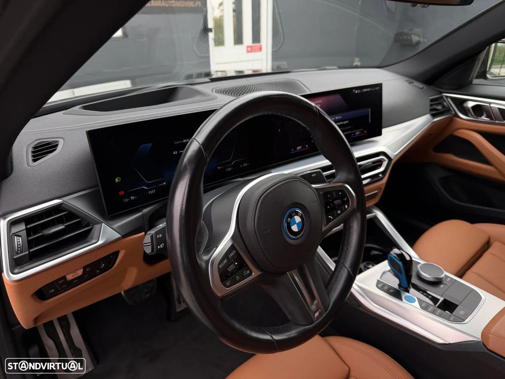 BMW i4 eDrive40 Pack Desportivo M - 27