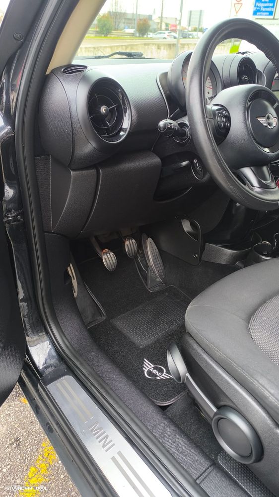 MINI Countryman Cooper D - 24