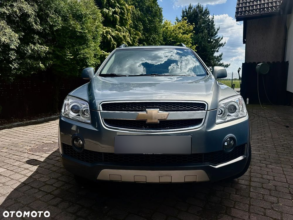 Chevrolet Captiva 2.4 2WD 7 Sitzer LS - 2