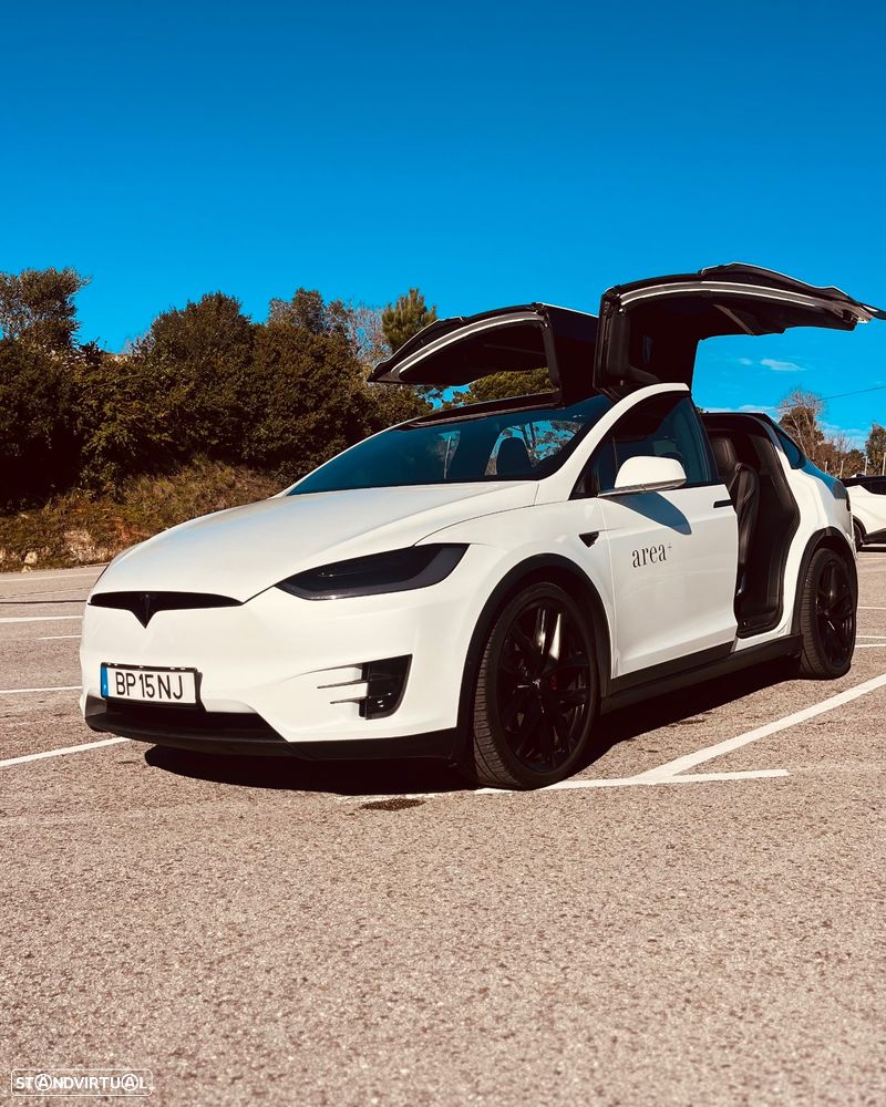 Tesla Model X P100D - 10
