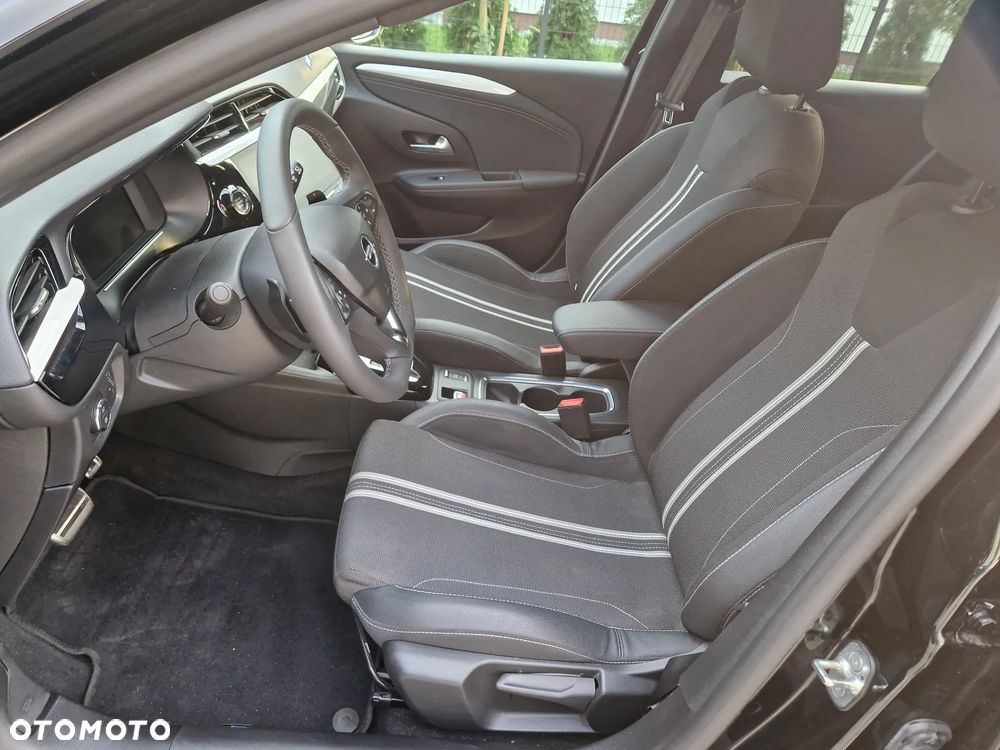 Opel Corsa 1.2 GS Line S&S - 28