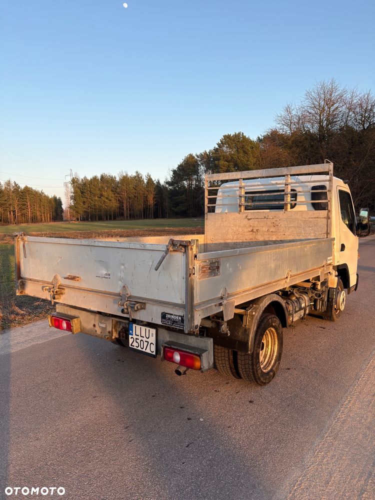 Mitsubishi Fuso Canter - 5