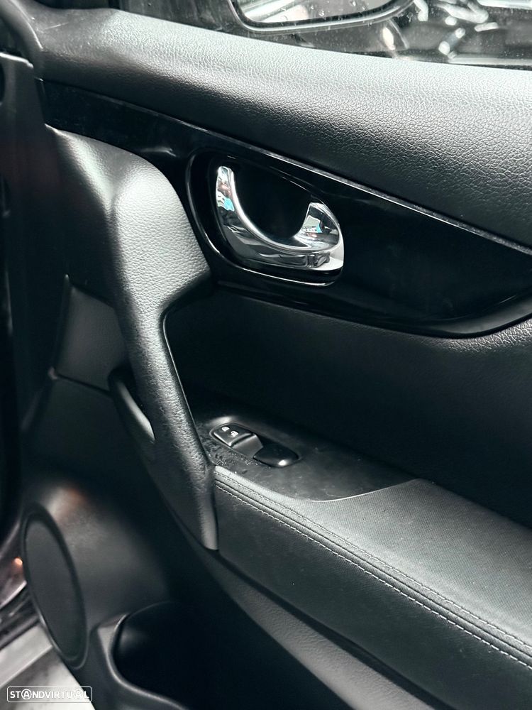 Nissan Qashqai 1.5 dCi Tekna Premium - 10