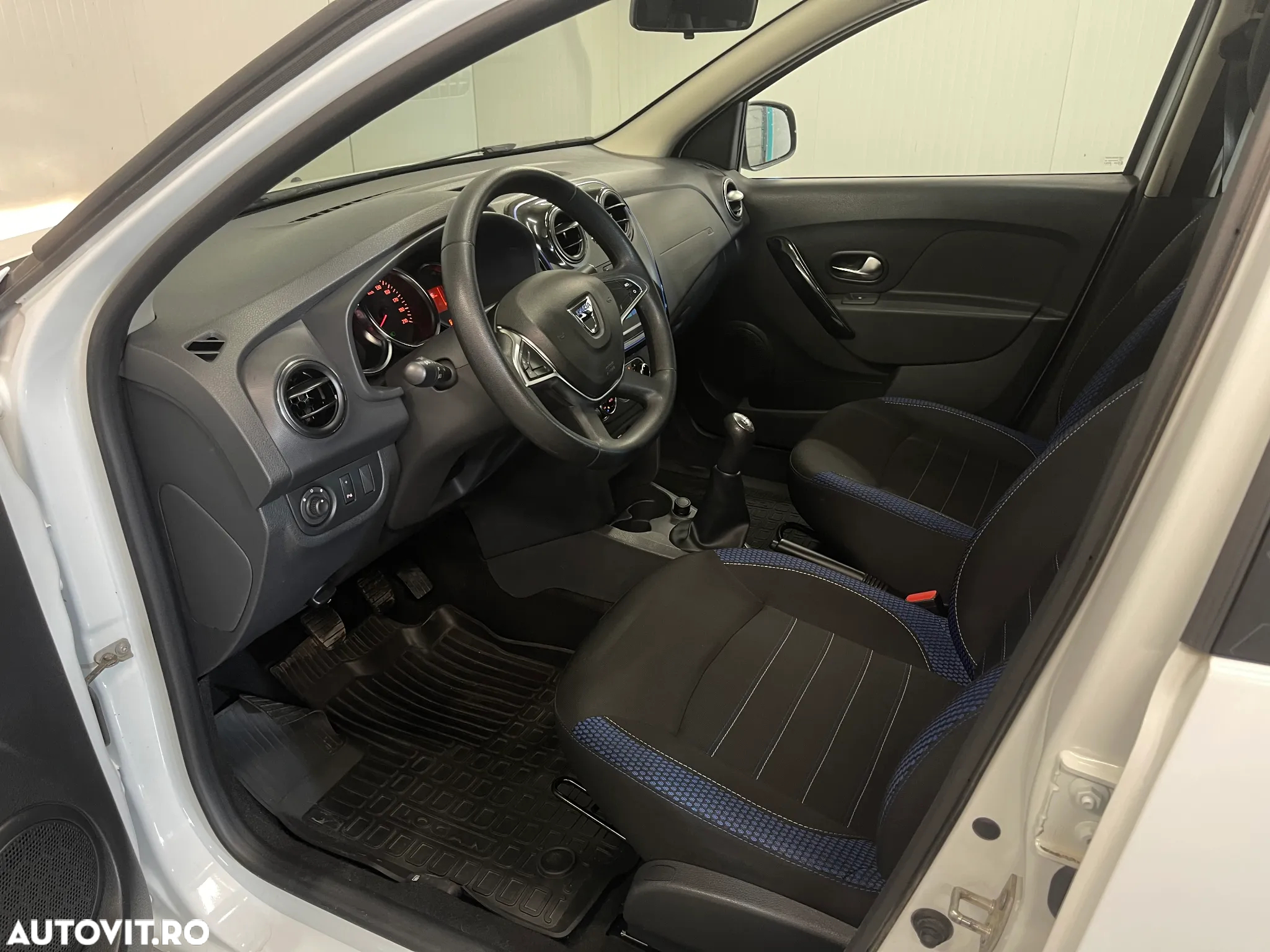 Dacia Logan 1.5 Blue dCi Prestige - 5