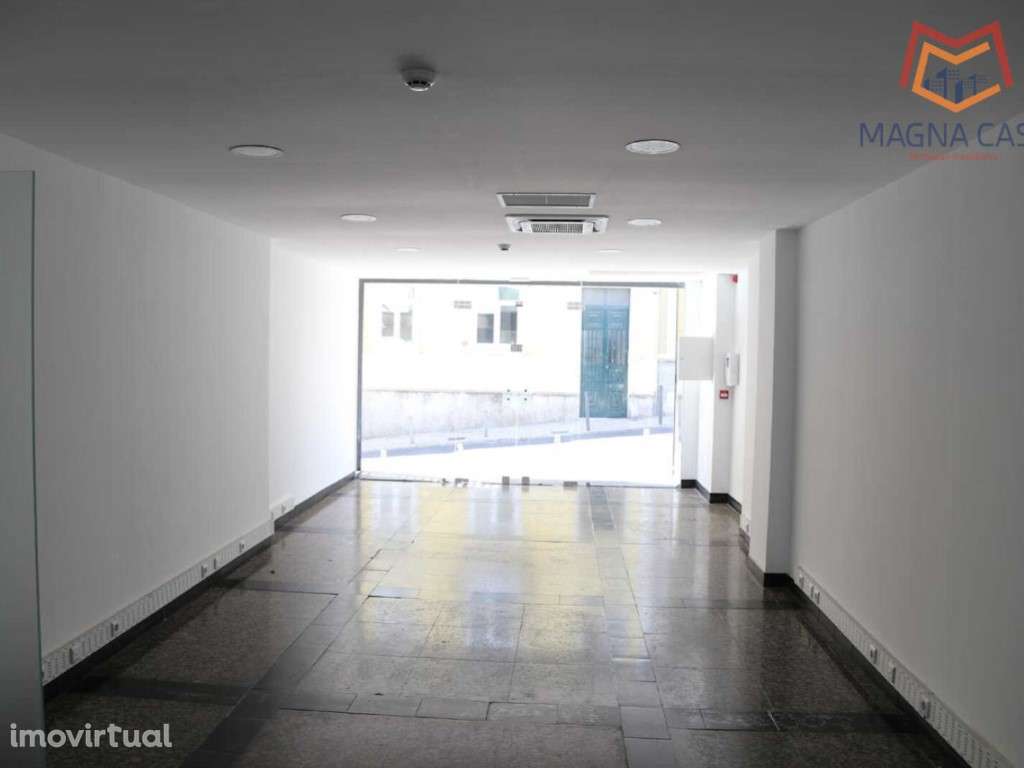 Loja à Morais Soares, Lisboa - Grande imagem: 3/20