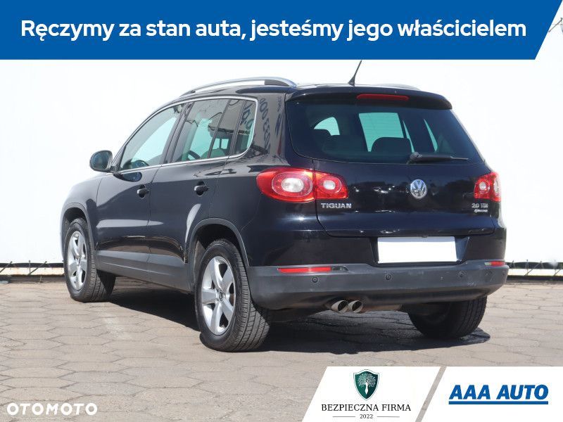 Volkswagen Tiguan - 6