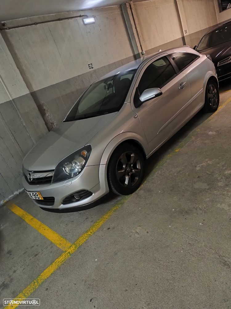 Opel Astra GTC 1.7 CDTI - 3