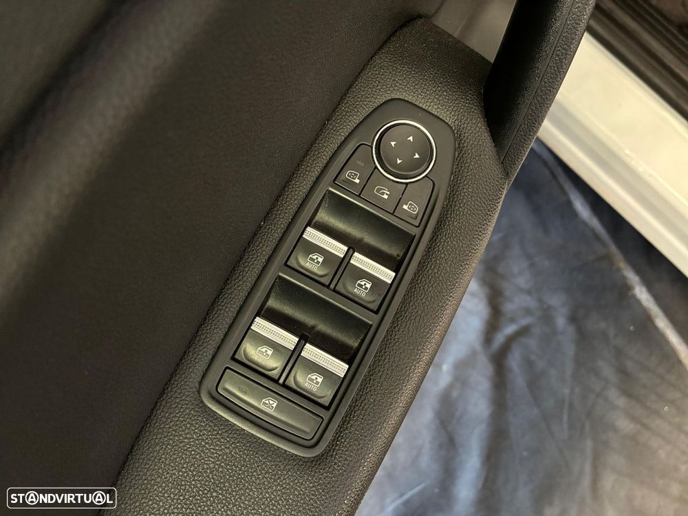 Renault Captur 1.6 E-Tech Plug-In Intens - 16