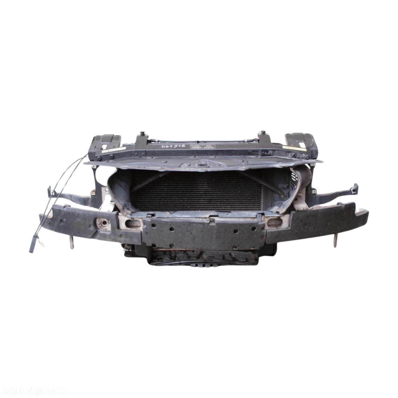 PAS PRZEDNI WZMOCNIENIE CHŁODNICE BMW E63 N62B48 4.8 V8 - 1