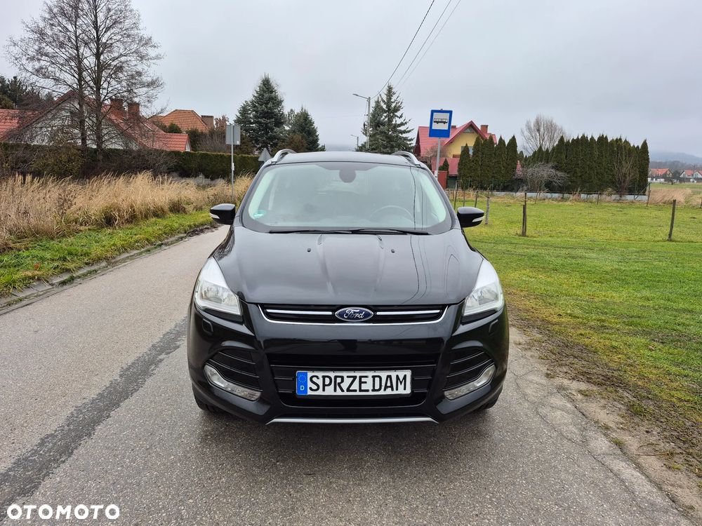 Ford Kuga 2.0 TDCi 2x4 Titanium - 5