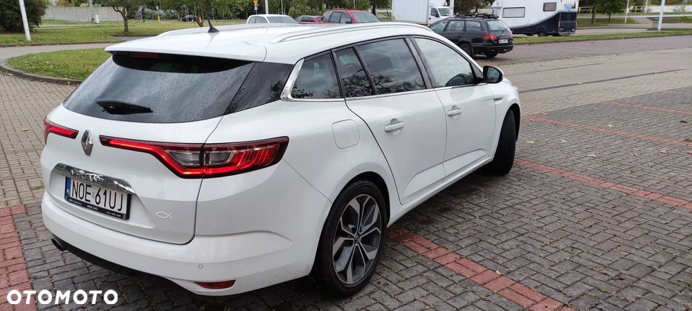 Renault Megane ENERGY TCe 130 Start & Stop Bose Edition - 8