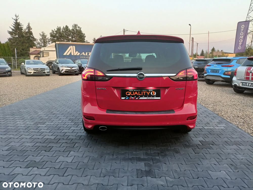 Opel Zafira - 12