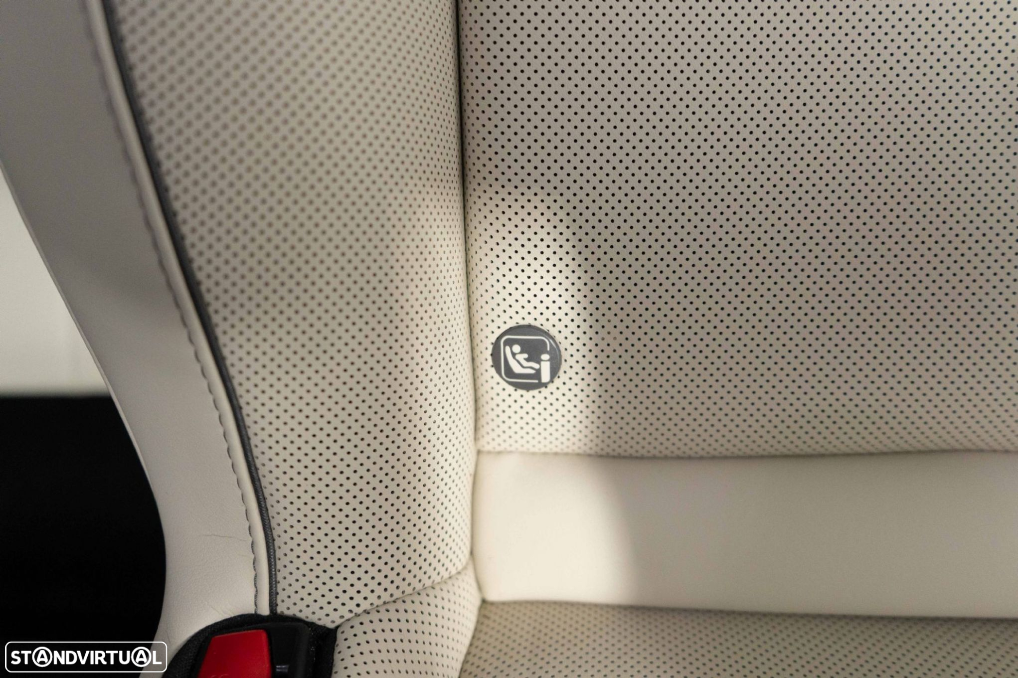Tesla Model X Plaid AWD - 11